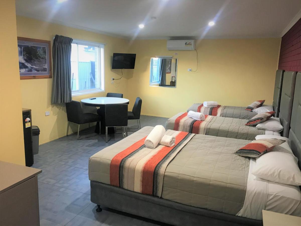 Toukley Motor Inn מראה חיצוני תמונה