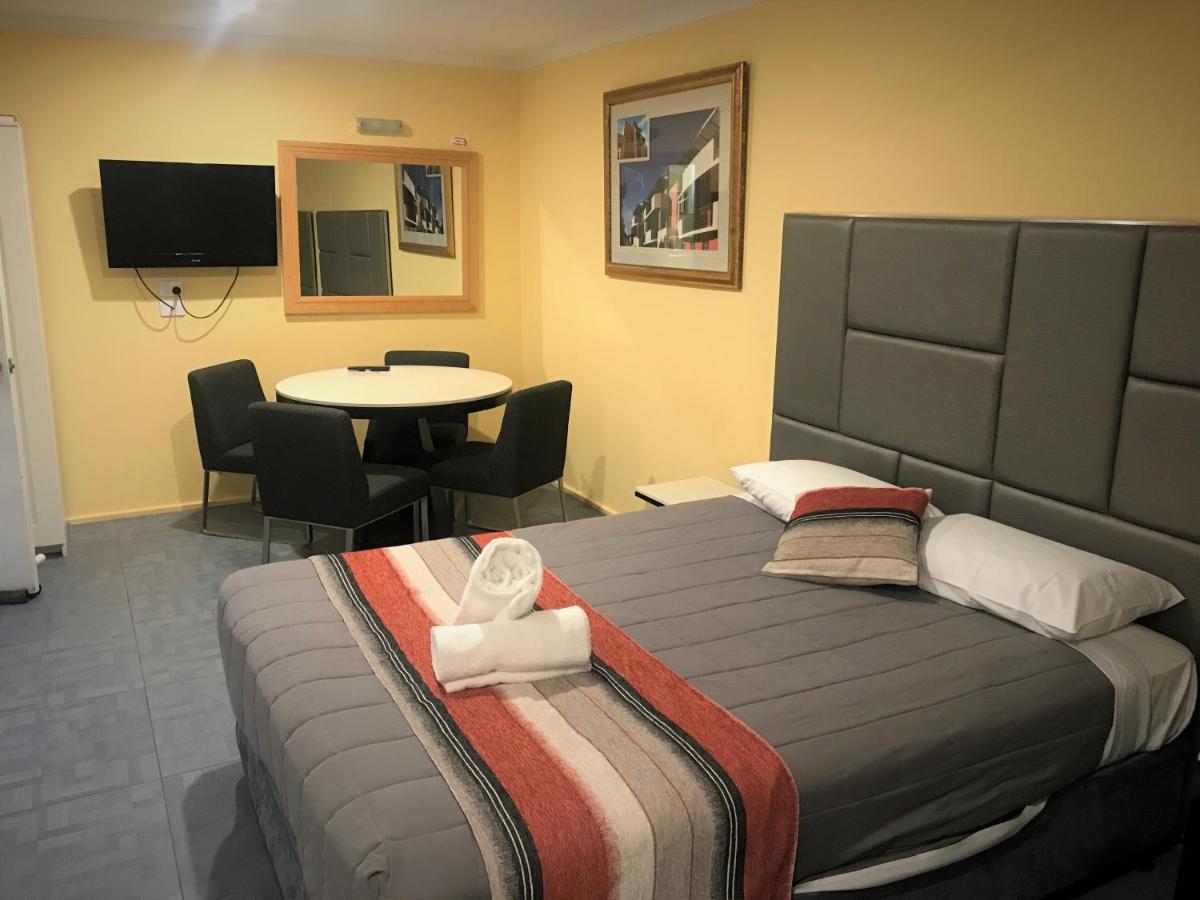 Toukley Motor Inn מראה חיצוני תמונה