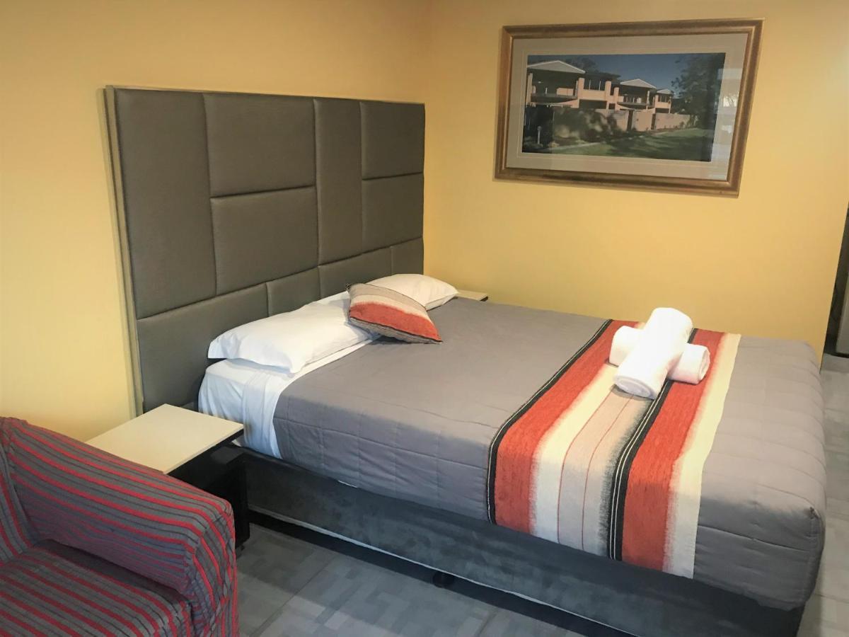 Toukley Motor Inn מראה חיצוני תמונה