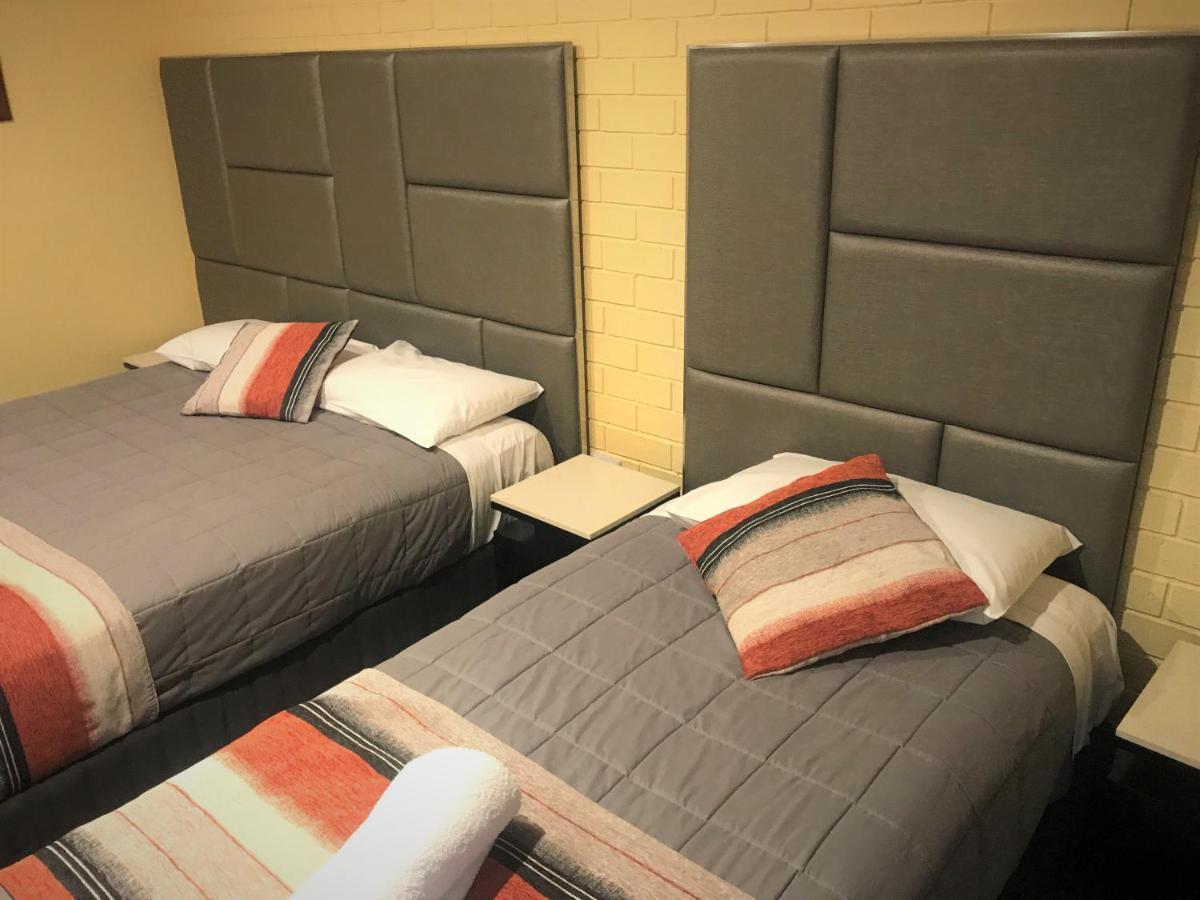 Toukley Motor Inn מראה חיצוני תמונה